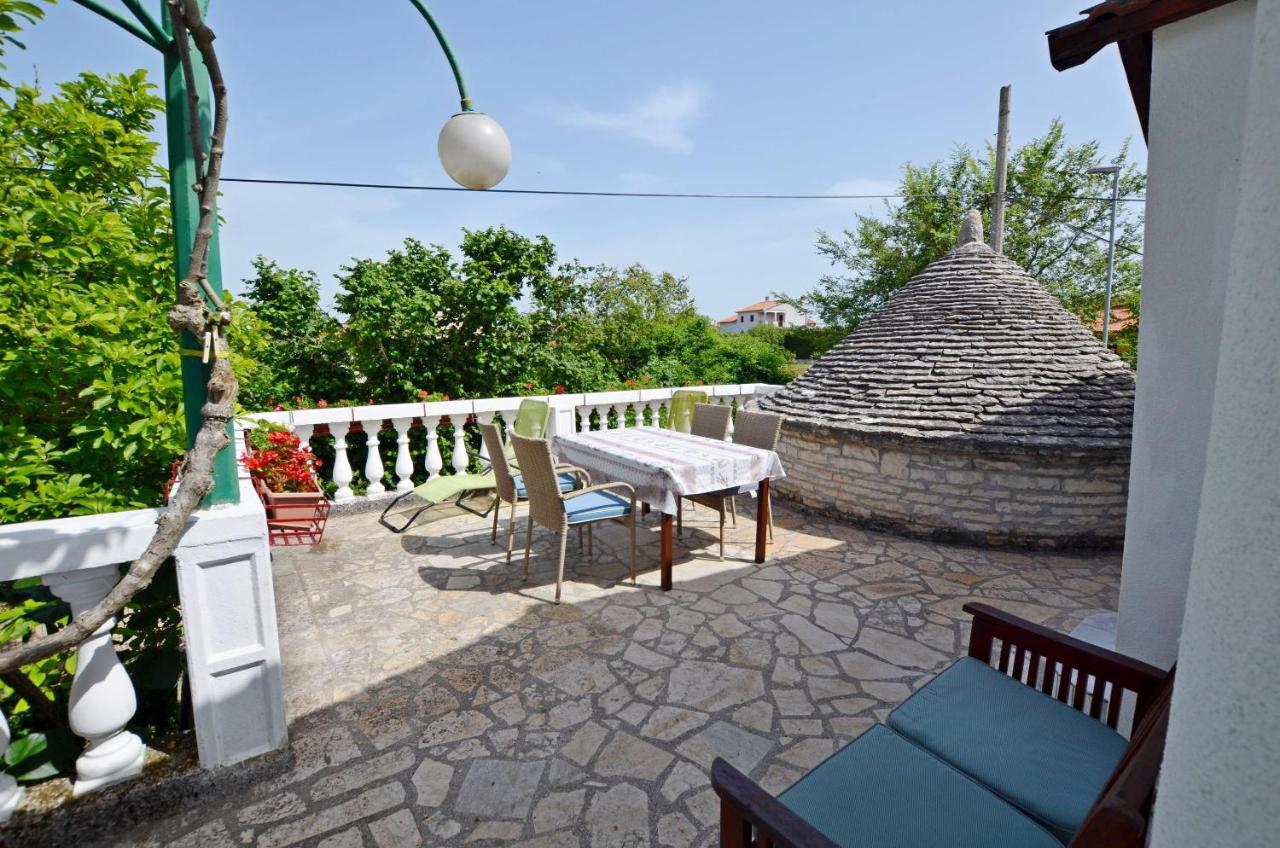 Apartment Amedea Kanfanar Esterno foto