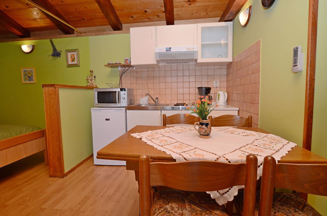 Apartment Amedea Kanfanar Esterno foto