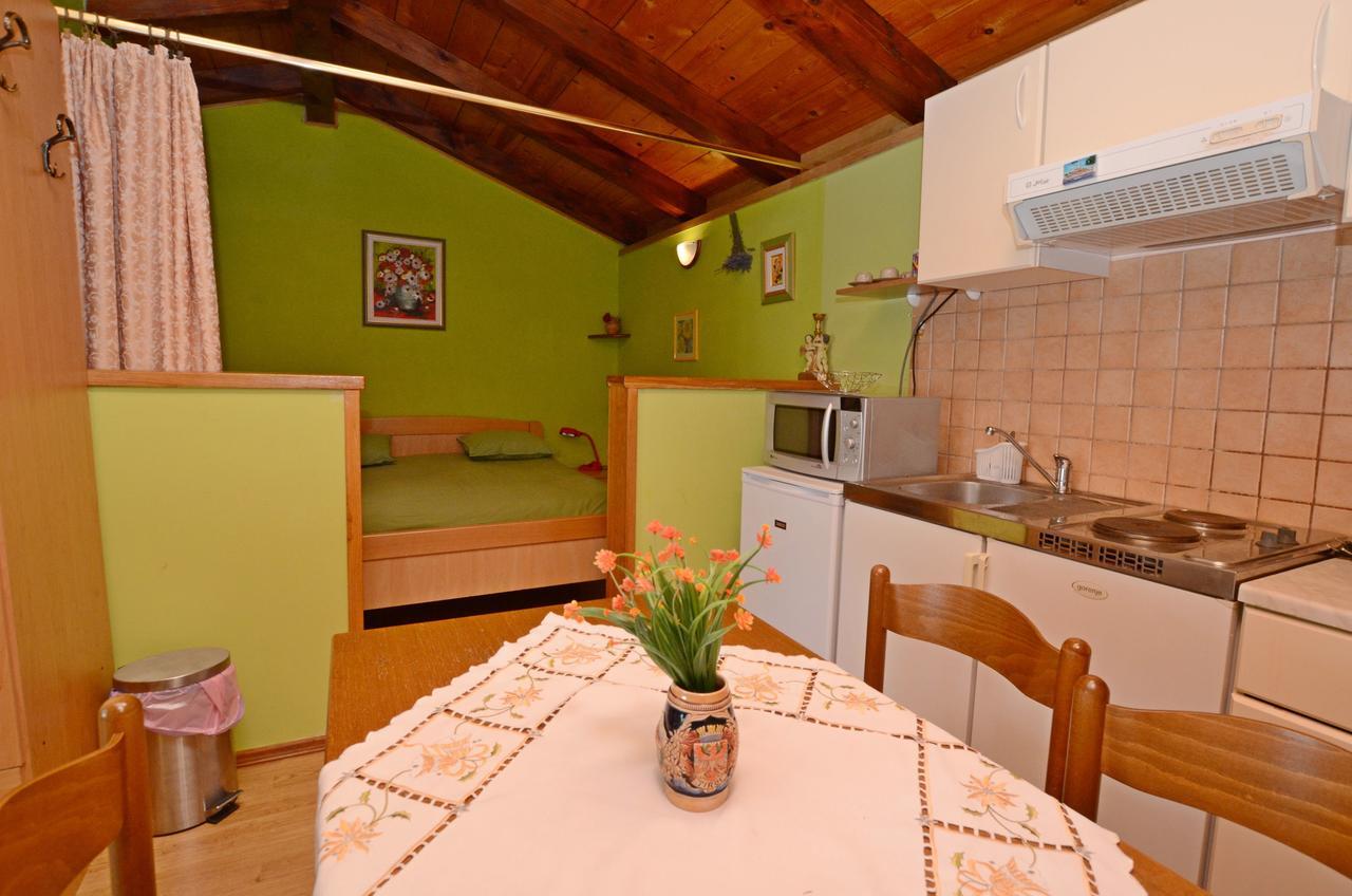 Apartment Amedea Kanfanar Esterno foto