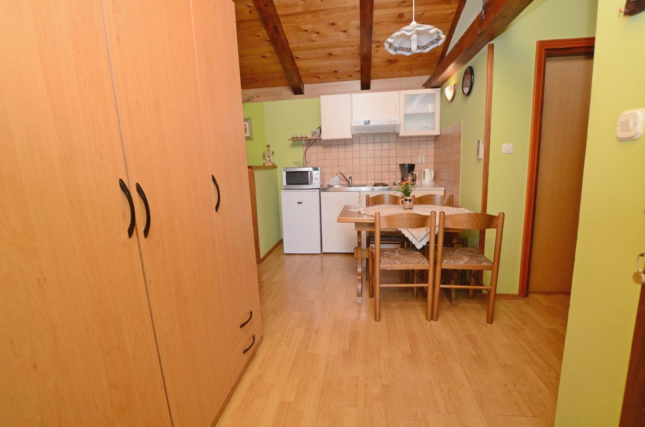 Apartment Amedea Kanfanar Esterno foto