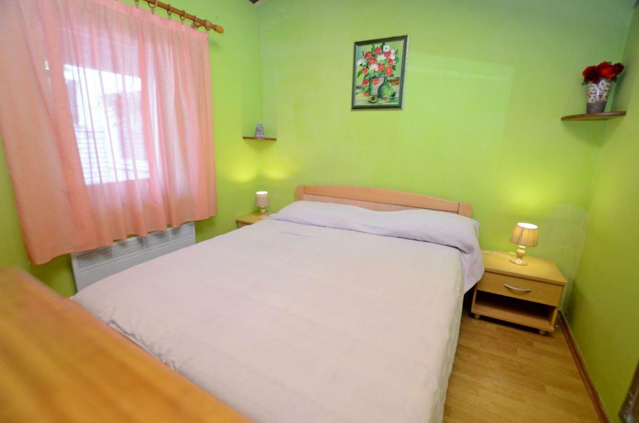 Apartment Amedea Kanfanar Esterno foto