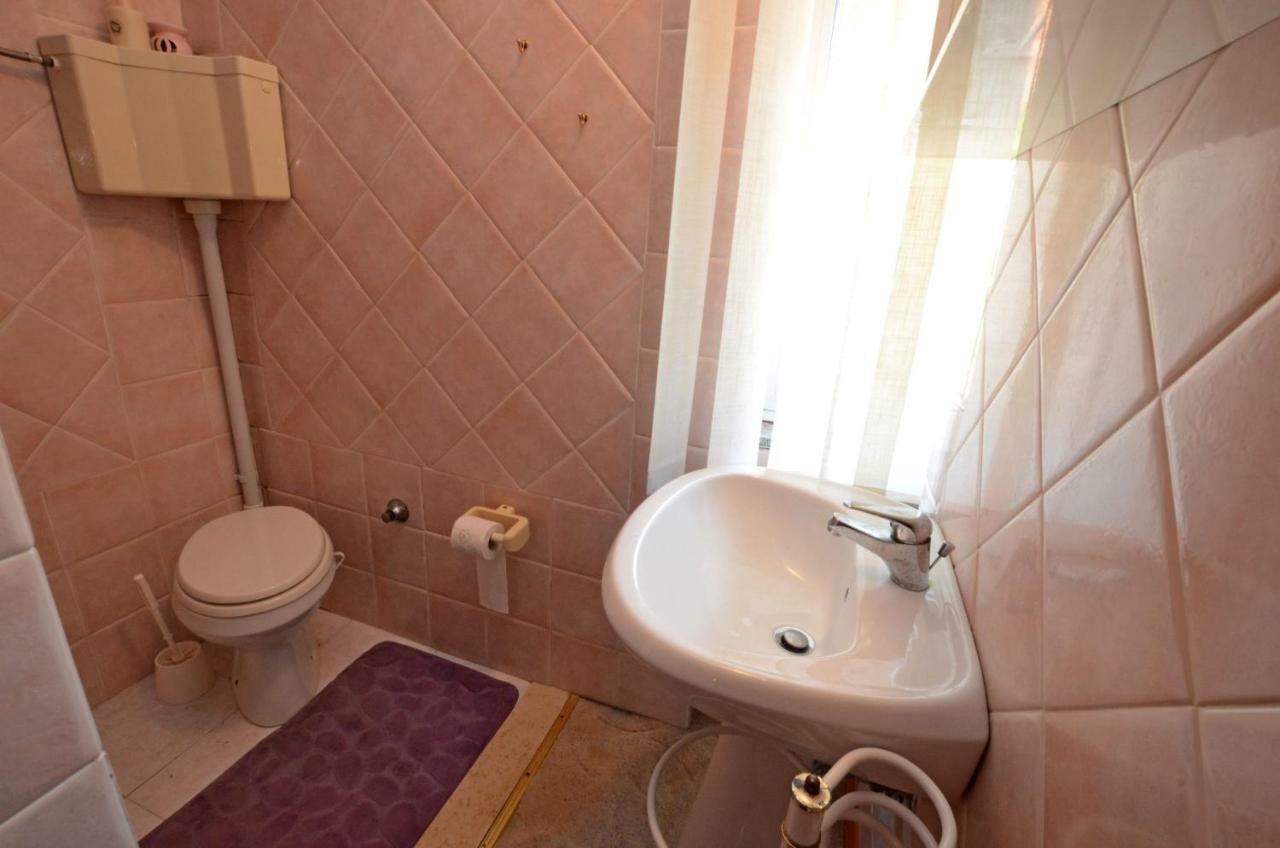 Apartment Amedea Kanfanar Esterno foto
